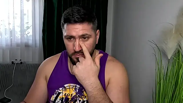 عرض كام Gold_Alpha_Boy