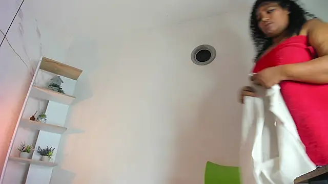 Belle_Brunette Chat XXX in diretta