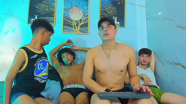 Spicy_guys 在線直播表演