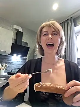 stellahere8's Live XXX Chat