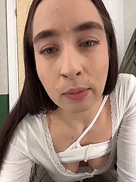 Holly_Play Live XXX-Chat