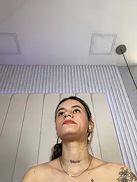 JuliaColemann's Live XXX Chat