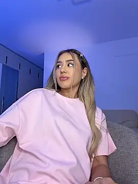 BarbieDoll13: απευθείας συνομιλία ΧΧΧ