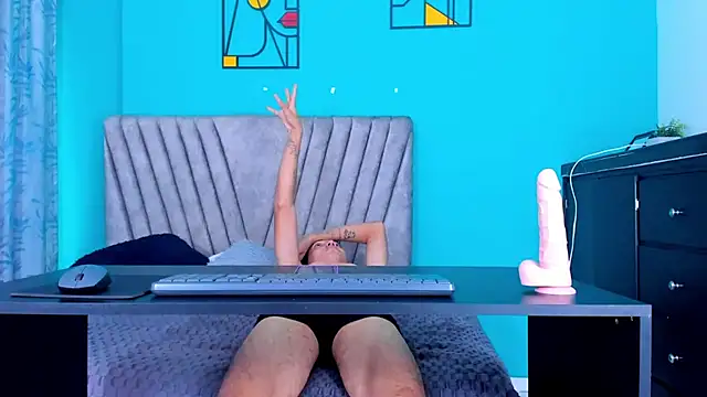 Онлайн чат XXX Maikol_Ortiz