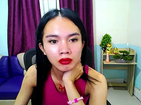 Chat +18 de devine_goddess ao vivo