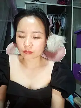 Ivy_Trix2 Live XXX-chat