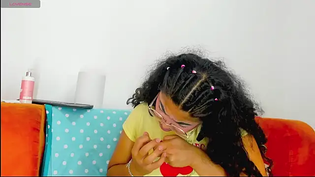 moana_taylor: онлайн-секс-чат