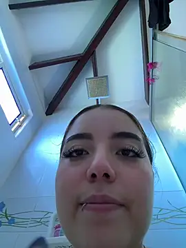 sarah_and_taylorのライブXXXチャット