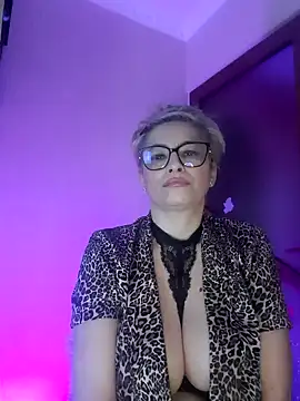 Chatroom XXX en direct de LunaBlaise