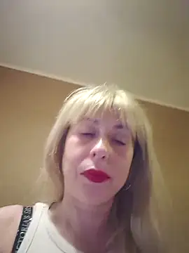 SelinaLovqx's Live XXX Chat