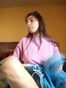 AntoniaHottie 网络视讯表演