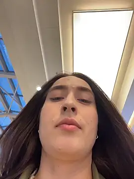 Czat XXX na żywo – Holly_Play