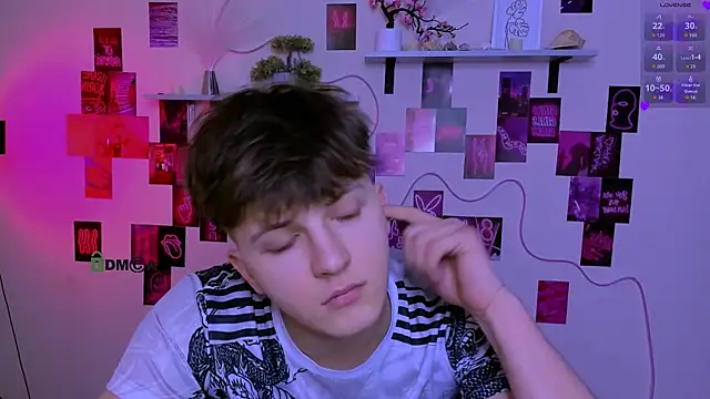 travis_wolf_ Obrolan Langsung XXX