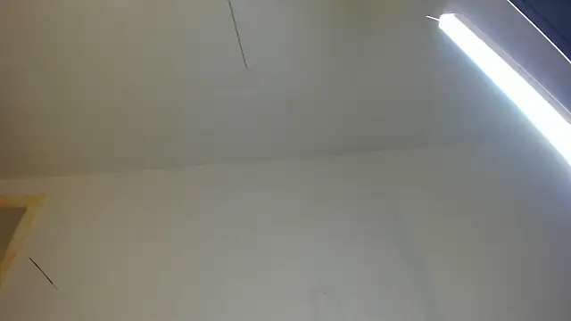 Chat +18 de cellestehot ao vivo