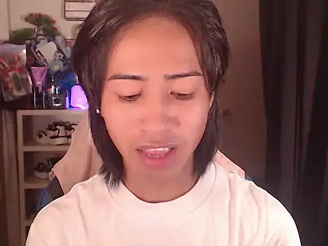 Erin_23 Chat XXX live