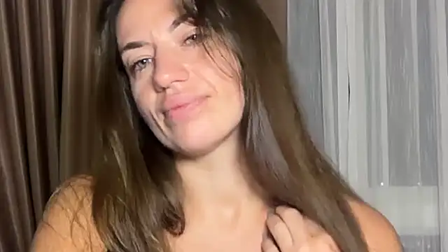 Roriann Live XXX-Chat