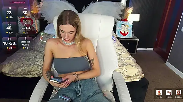 ArinaWong's Live XXX Chat