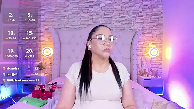 Gina_Myers: απευθείας συνομιλία ΧΧΧ