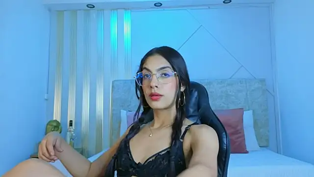 Chatroom XXX en direct de j_belle_