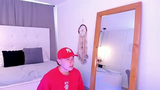 โชว์เว็บแคมของ Thiago_2003_