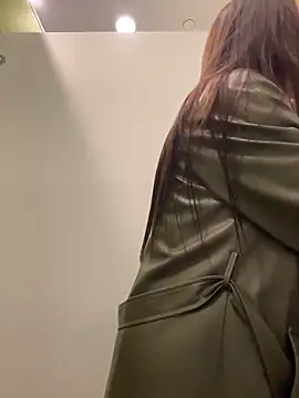 Holly_Play – Live XXX-chat