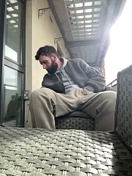 Michel_huge ওয়েবক্যাম শো