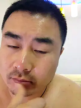 guozuo 在線直播表演