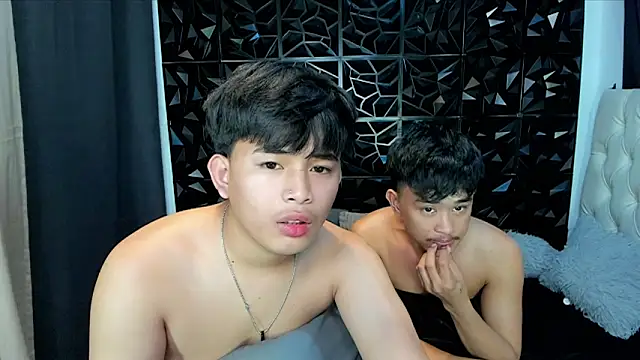 xlovercutietwink webcam show