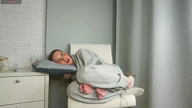 Nayeomy 现场XXX聊天