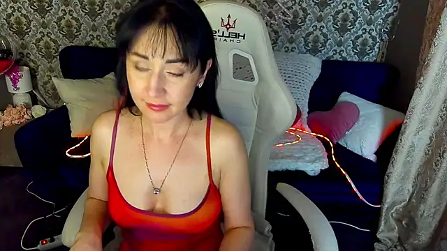 CarolinaaFoxyyy Adlı Modelin Canlı XXX Sohbeti