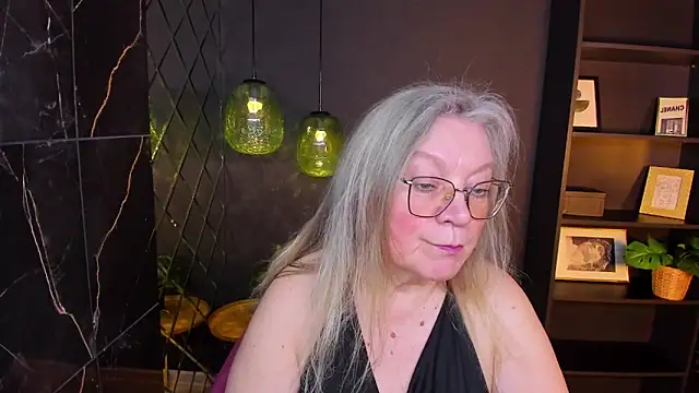 NataliMellow: онлайн-секс-чат