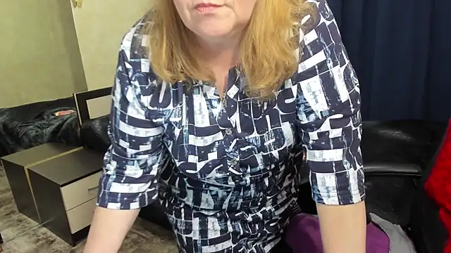 Frau_Marta's Live XXX Chat