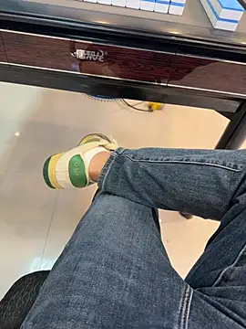 qsjt001 网络视讯表演