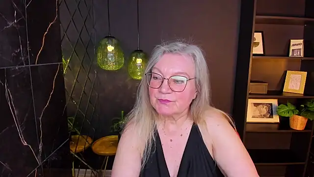 NataliMellow 现场XXX聊天