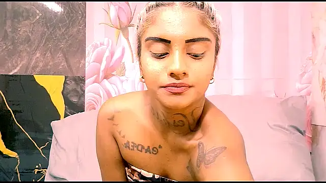 indian_barbie's Live XXX Chat