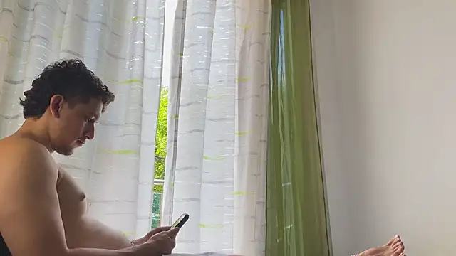 chicoinhibido Chat XXX live