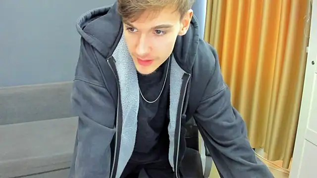 BradyFlint Webcam show