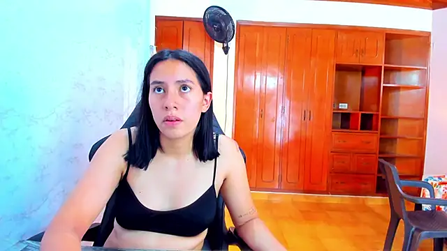 Show de Emily_and_Soffy na webcam