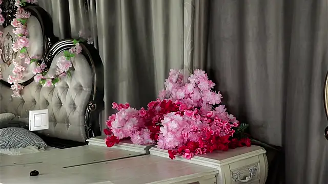 Chat +18 de KirstinMcgeady ao vivo