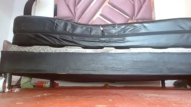 morenahott1 即時 XXX 聊天