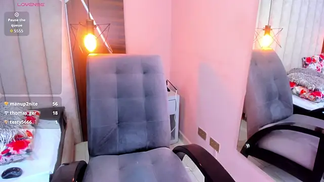 CAROLYNFOSTERn Webbikameraesitys