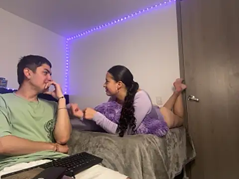 Webkamerová show Zhara_williams