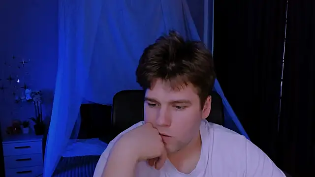 michael_strong1のライブXXXチャット