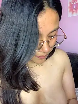 LilithRose_ লাইভ XXX চ্যাট