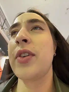 Holly_Play: онлайн-секс-чат