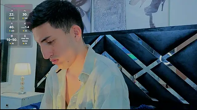 Un_Sluttyy Webcam Show