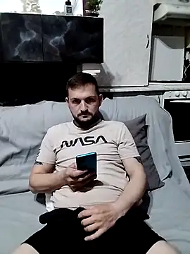 Pokazy przed kamerką – KingOfKingsX