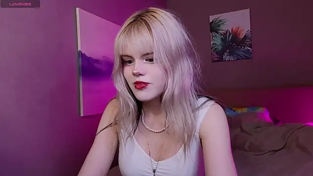 VitaMorphosis Chat XXX live