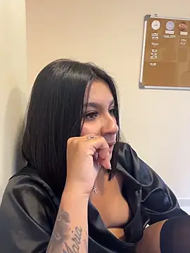 AlyssaRay's Live XXX Chat