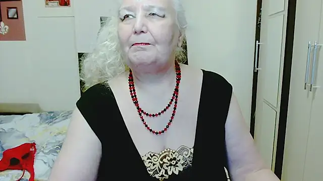 GrannyAlisa's Webcam Show